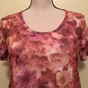 LulaRoe Classic T